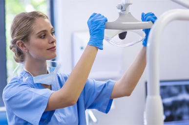 Dental Nurse Courses in London